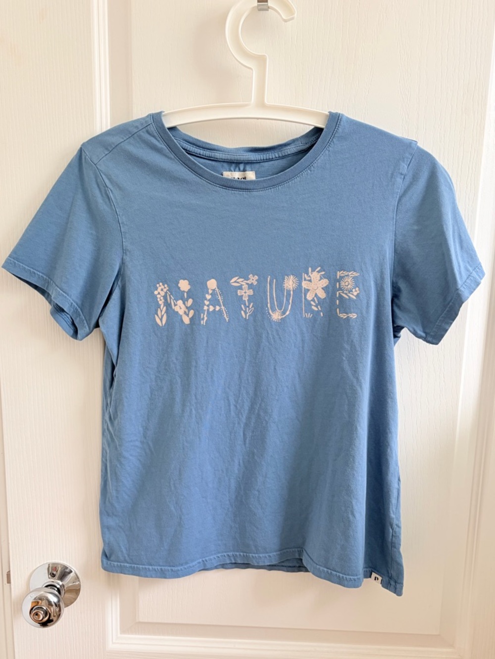 PACT 100% organic cotton blue graphics “Nature” with floral design